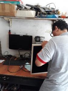 Hình ảnh sửa màn hình 2